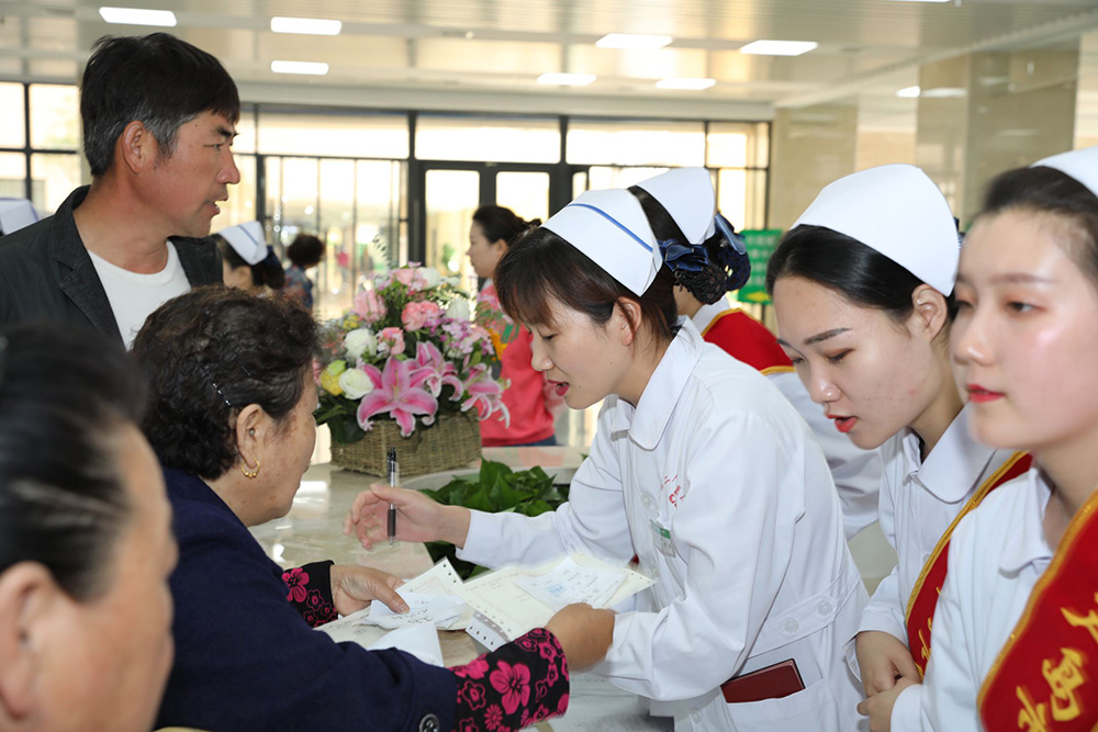 葫蘆島市第二人民醫(yī)院全面升級(jí)，盛大開診(圖1)