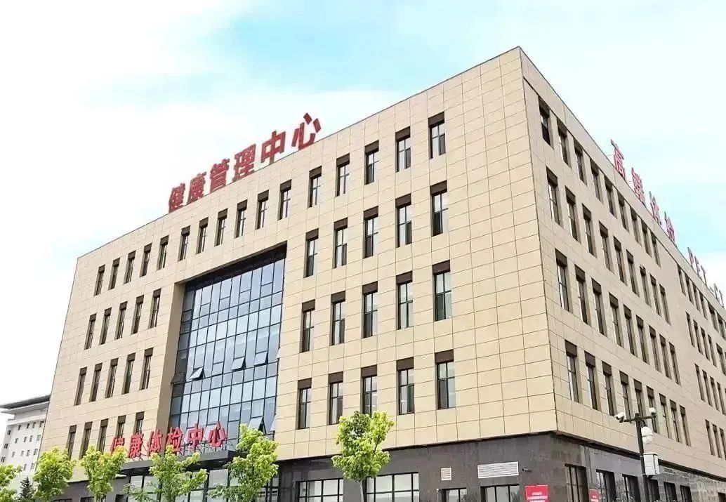 龍港區(qū)人大、區(qū)政府領(lǐng)導(dǎo)一行視察調(diào)研龍港國(guó)際醫(yī)療健康產(chǎn)業(yè)園(圖22)