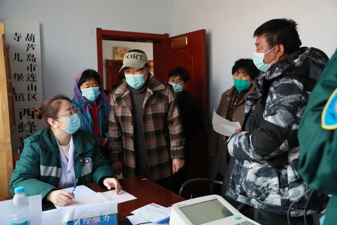 踐行黨的二十大精神，市二院黨員開展大型公益出診！(圖3)